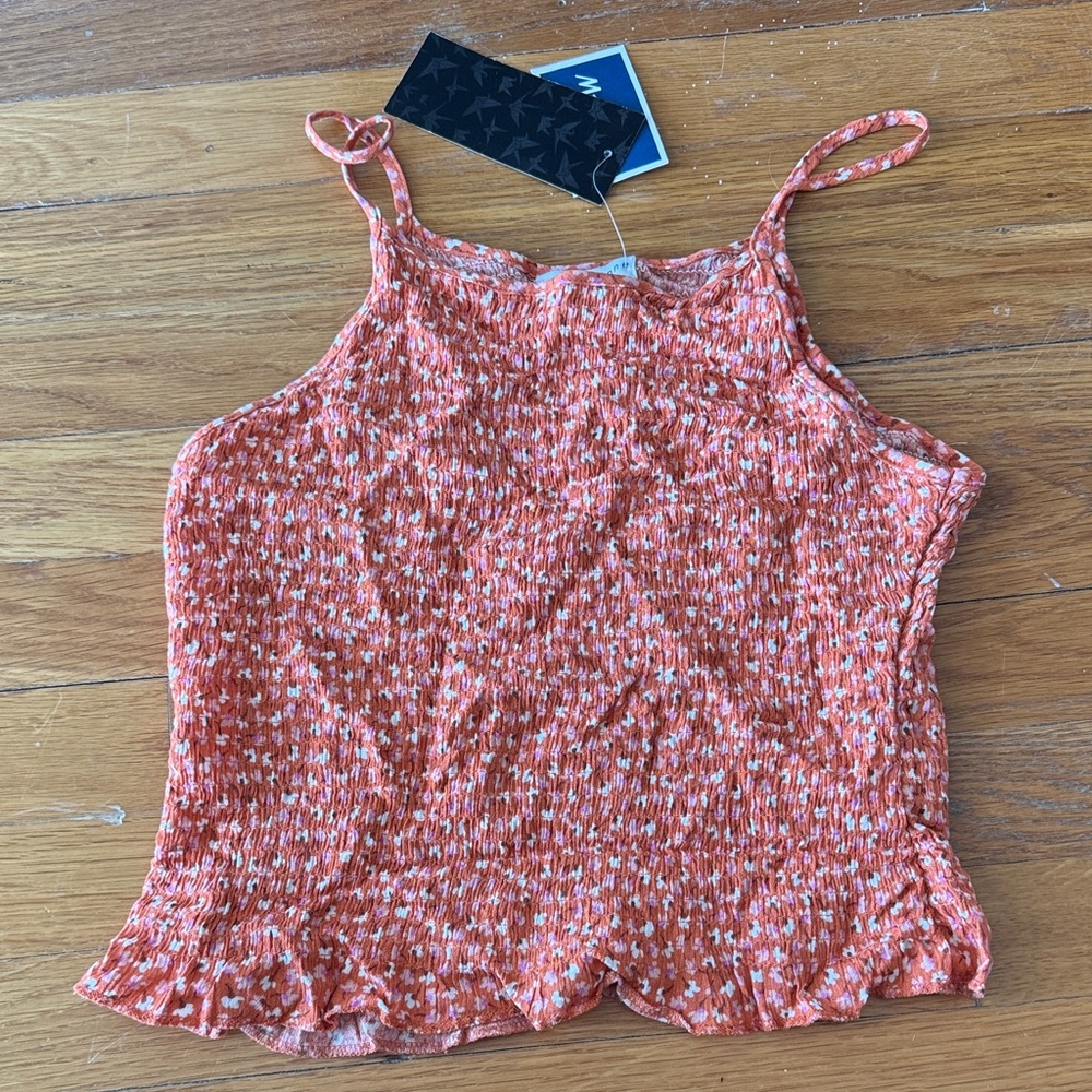 ⭐️NWT⭐️ Paper Crane Textured Orange Floral Smocked Cami Tank